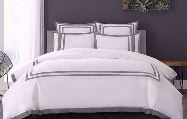8 Piece Modern Designer Bedding Set, Modern Design White and Grey Duvet Cover Set